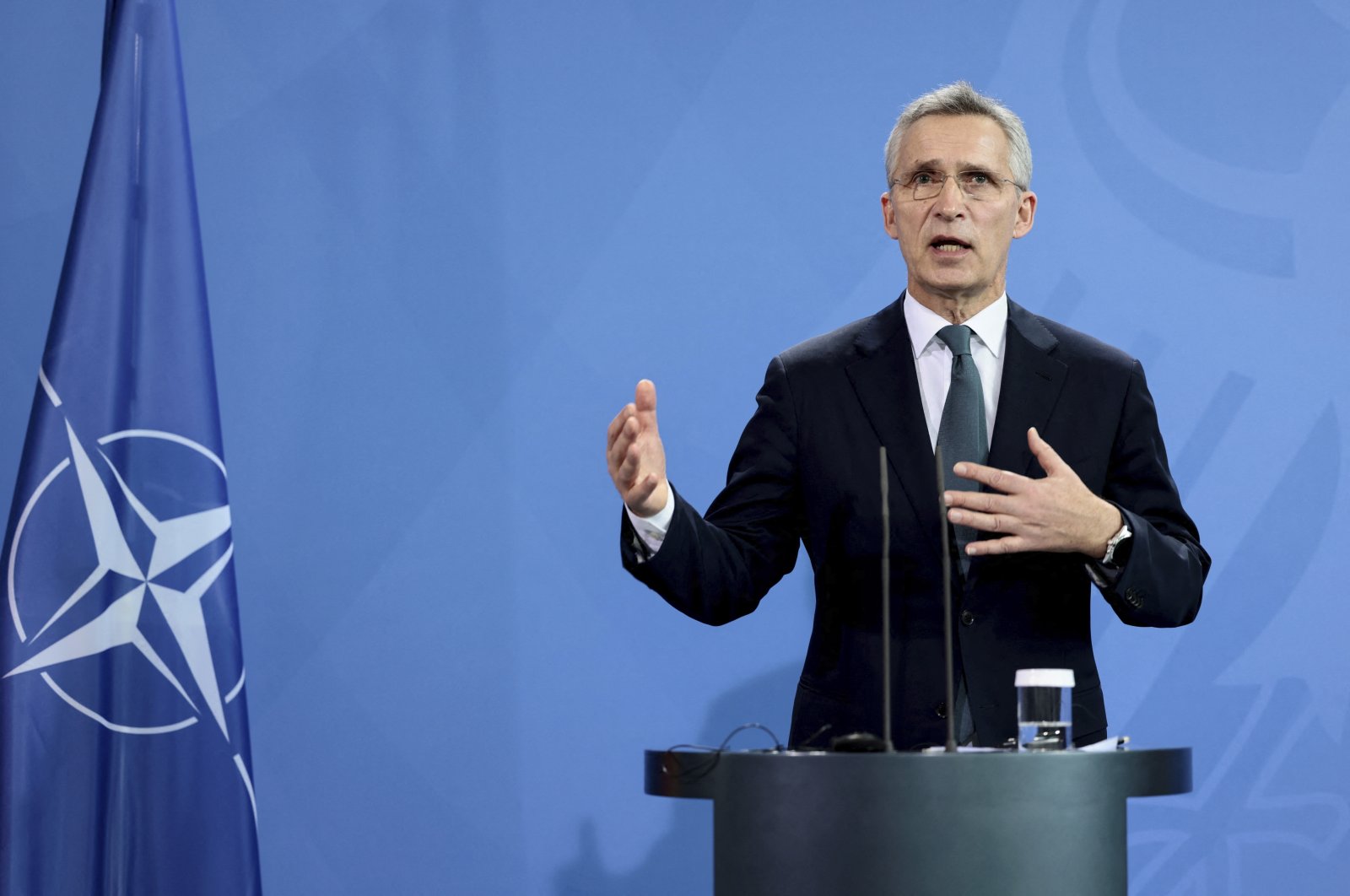 NATO Proposes Several Meetings with Russia Amid Ukraine Tensions