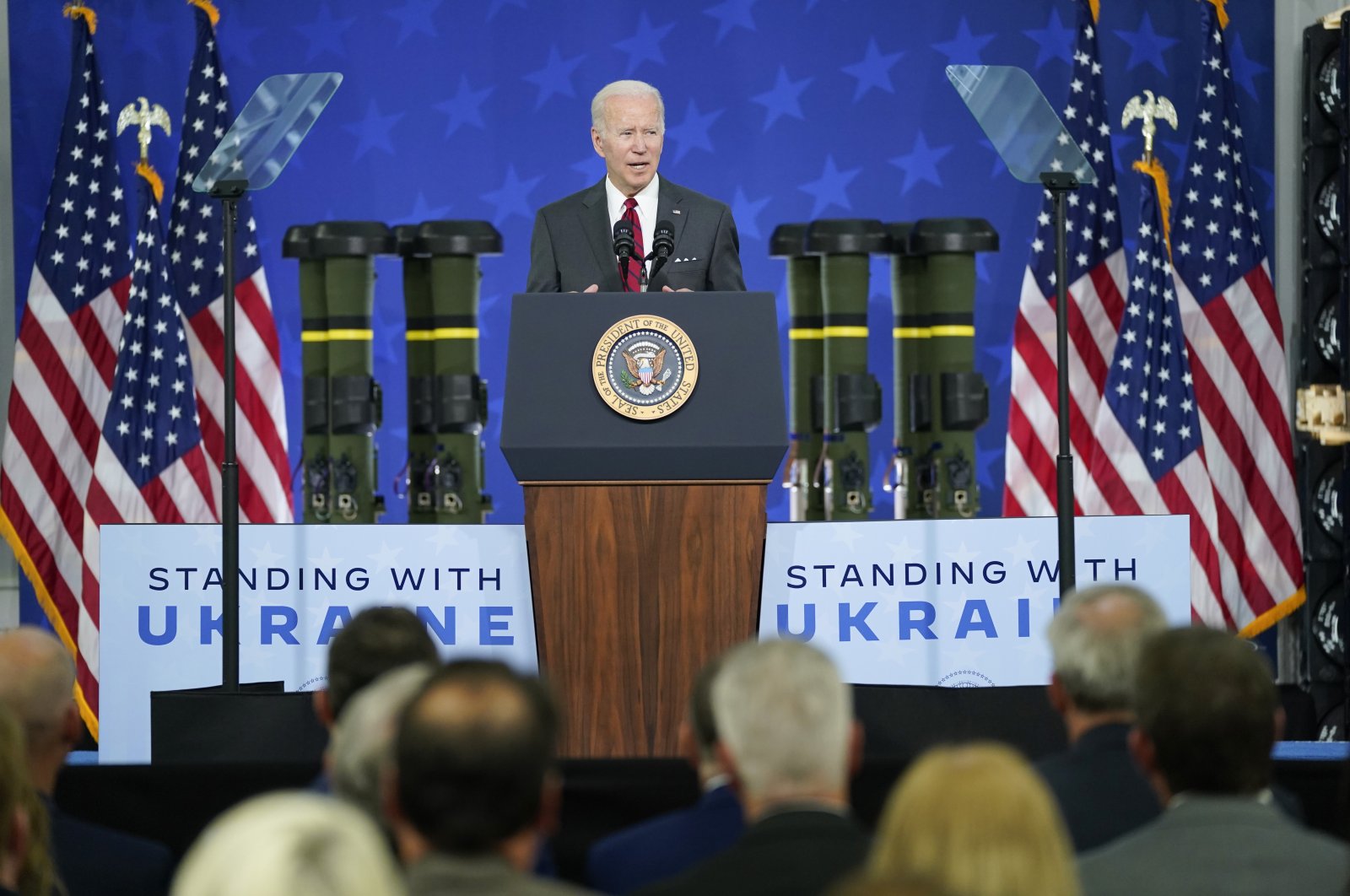 US officials: Biden to sign new $100M weapons package for Ukraine