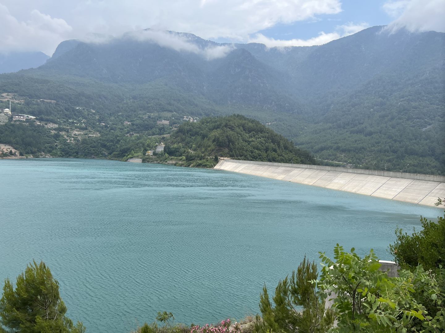 Azerbaijani experts inspect Sarsang reservoir in Karabakh economic region
