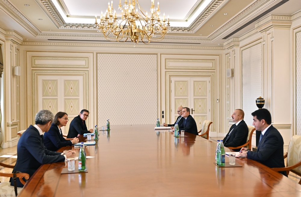 President Ilham Aliyev received advisor in Office of French President