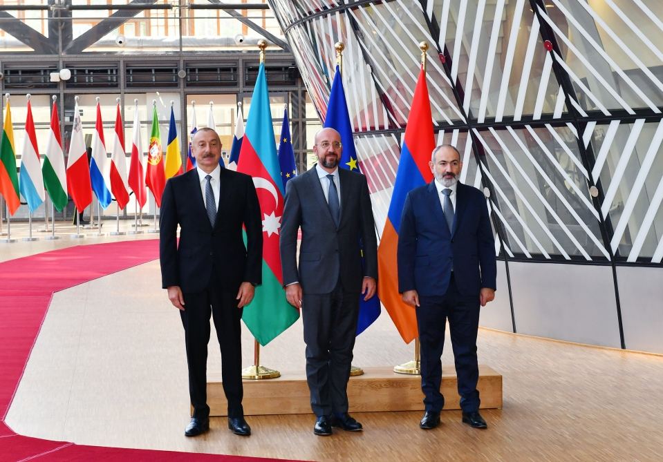 President Ilham Aliyev, PM Nikol Pashinyan to meet in Brussels