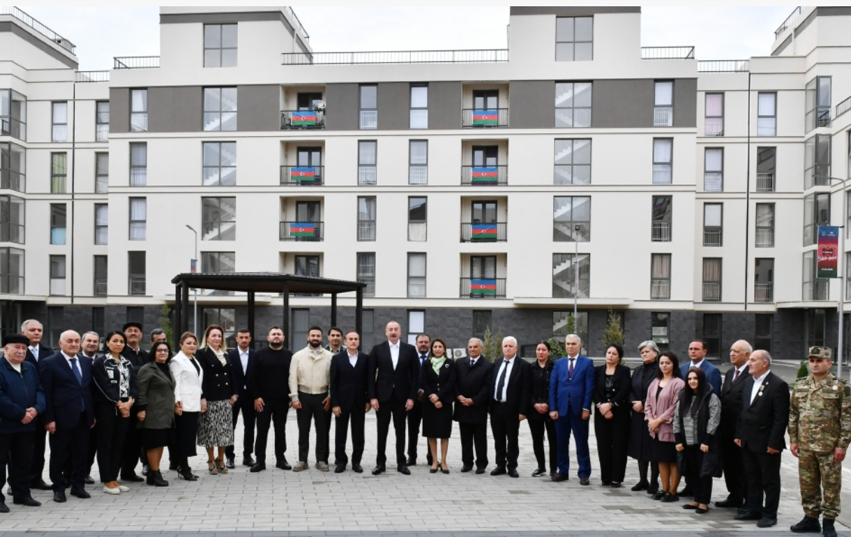 President Ilham Aliyev met with residents who moved to city of Fuzuli on “Fuzuli City Day”